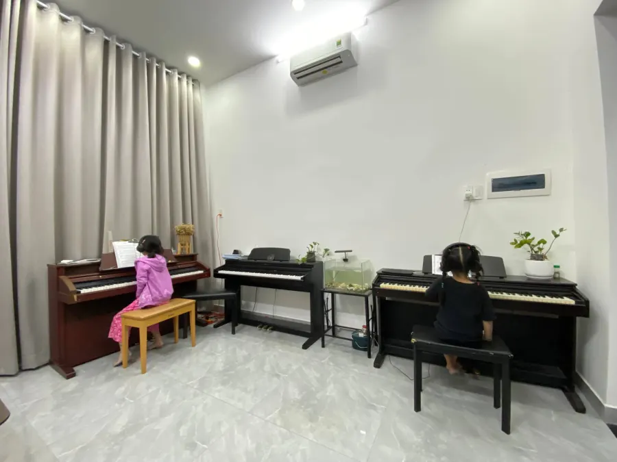 Trung tâm Linh Music & Arts Center