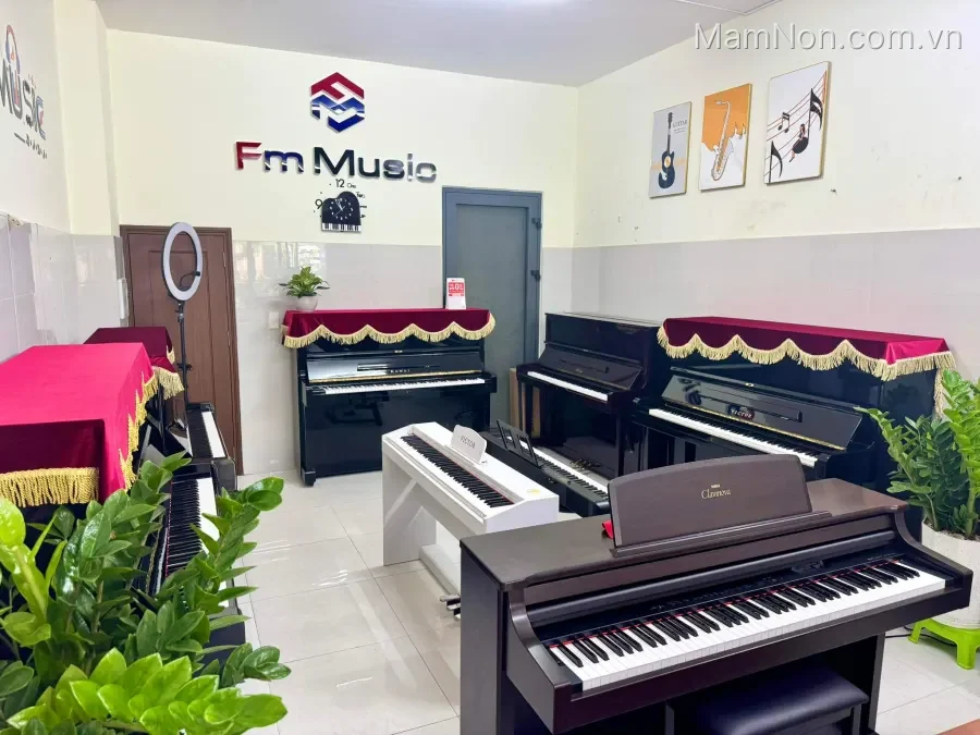 Trung tâm Âm Nhạc Fm Music