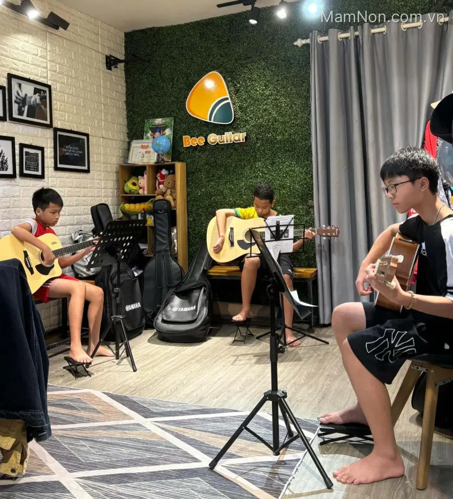 Trung tâm Bee Guitar