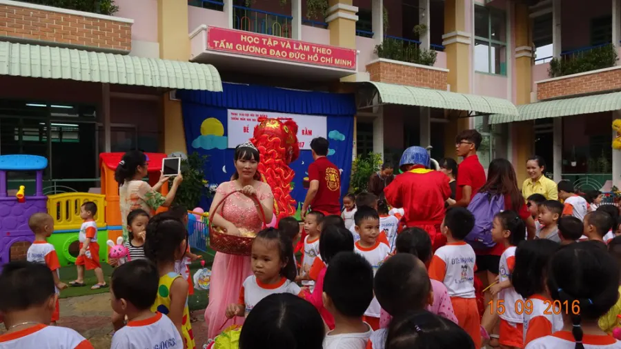 Trường mầm non Hoa Lan