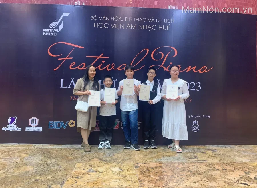 Lớp Nhạc Ước Mơ Xanh