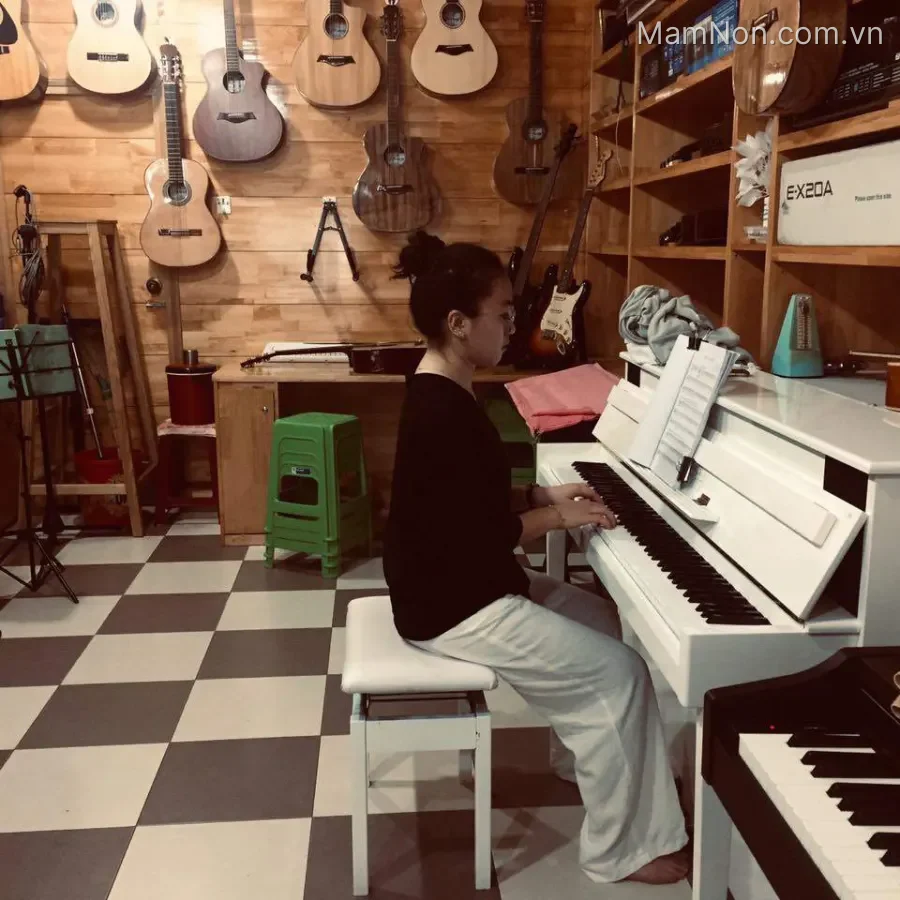 Trung tâm Âm Nhạc V Piano