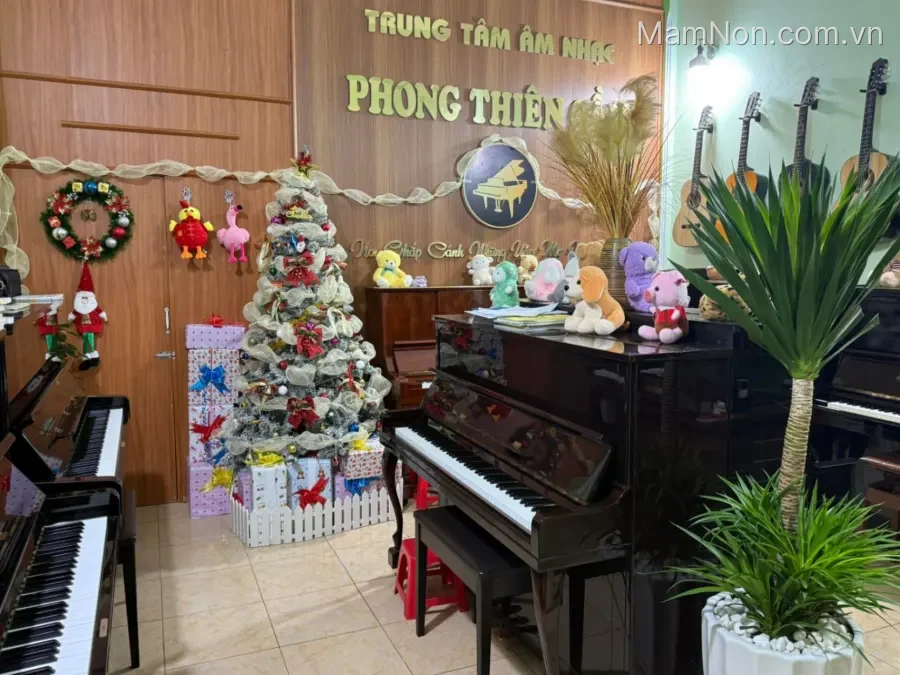 Trung tâm Âm Nhạc Phong Thiên Cầm