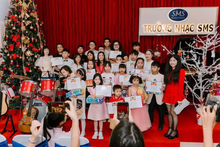 Trường Nhạc SMS