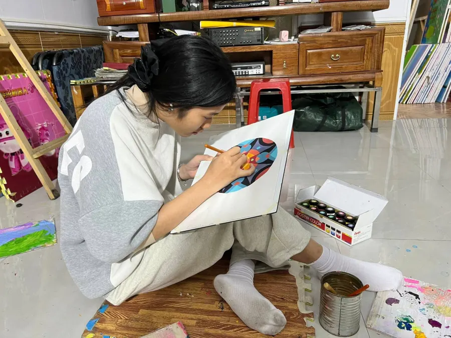 Xưởng Mỹ thuật sáng tạo Hậu Trần Art