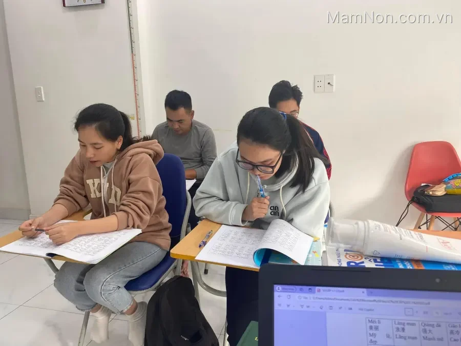 Trung tâm Tiếng Trung Bích Nguyệt