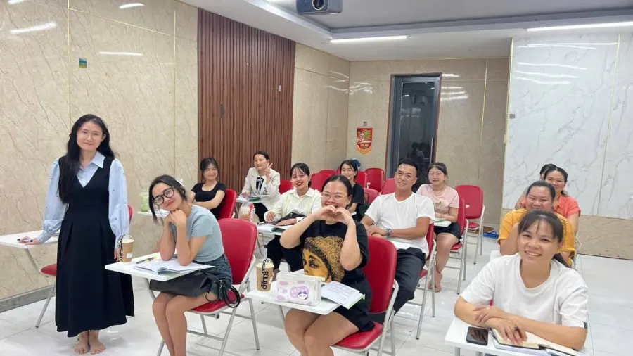 Trung tâm Tiếng Trung Hoài Ngô