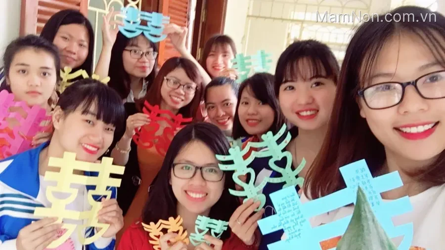Trung tâm tiếng Trung Cẩm Vân HSK