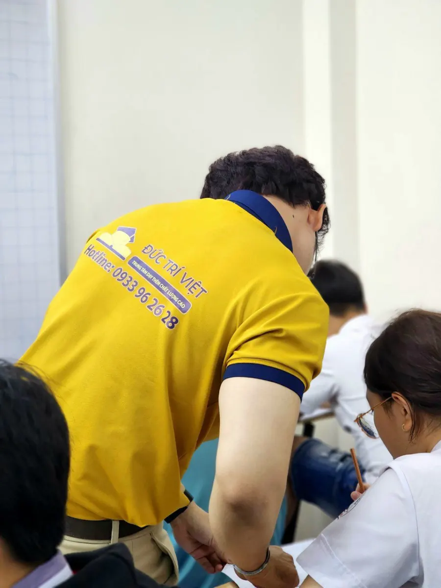 Trung tâm Dạy Thêm Đức Trí Việt