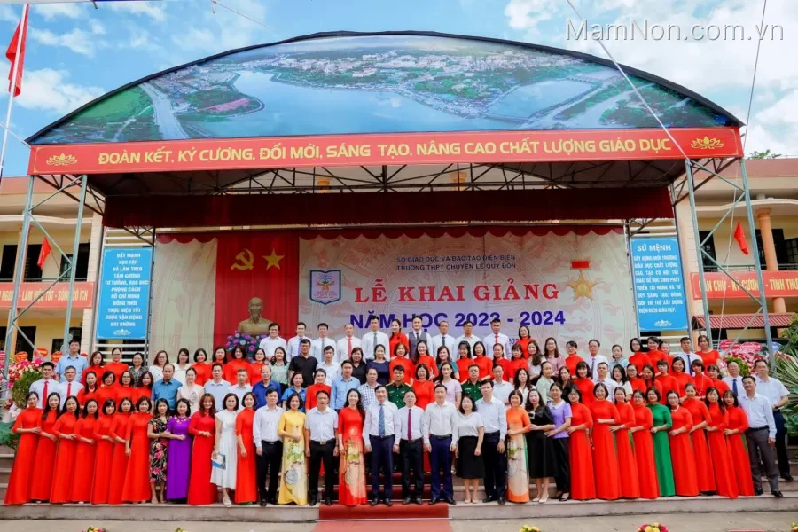 Trường THPT Chuyên Lê Quý Đôn