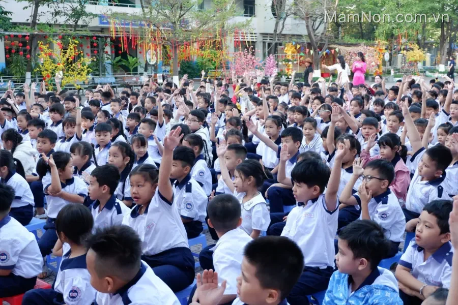 Trung tâm Ngoại ngữ & Tin học Astra