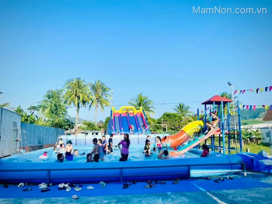 Câu lạc bộ Bơi lội Trần Cúc ( Hồ bơi Bến Tuyết)