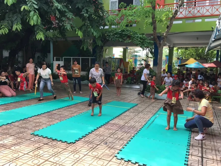 Trường mầm non Hoa Hồng
