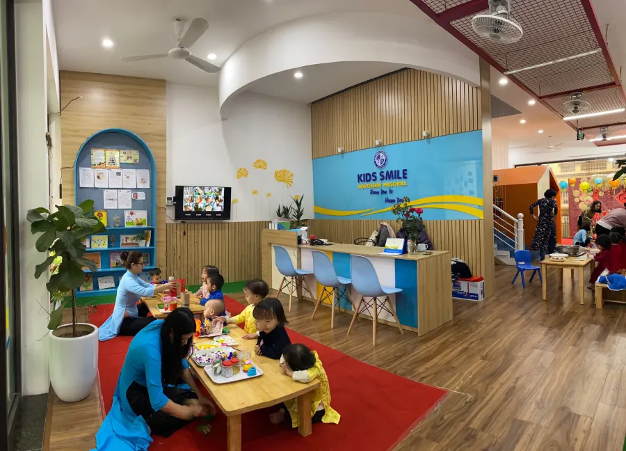 Trường mầm non Kids Smile Montessori Preschool (Nụ cười trẻ thơ)
