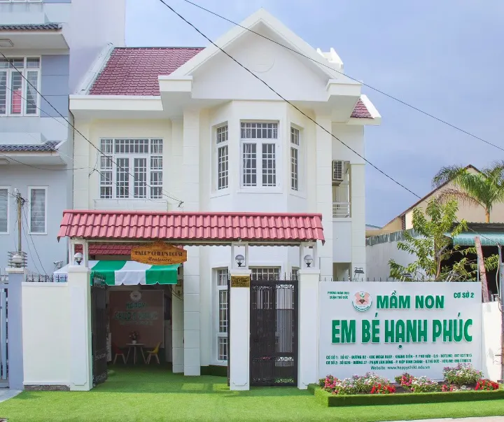 Trường Mầm Non Em bé hạnh phúc - HappyChild Montessori
