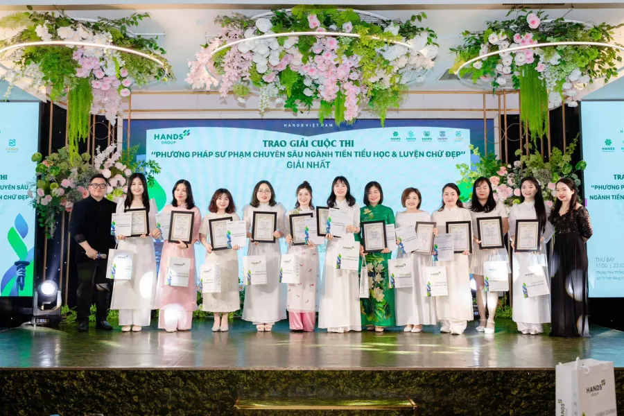 Trung Tâm Luyện Chữ Đẹp Khuê Các