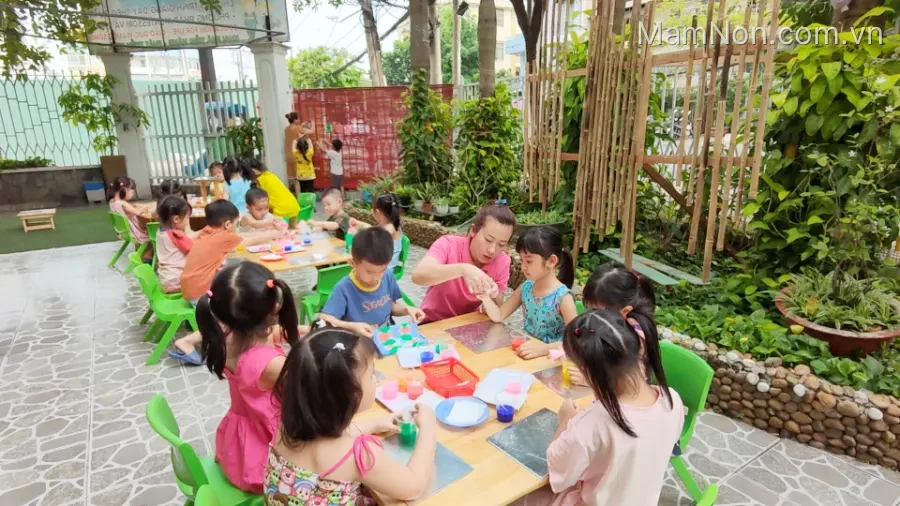 Trường Mầm Non Việt