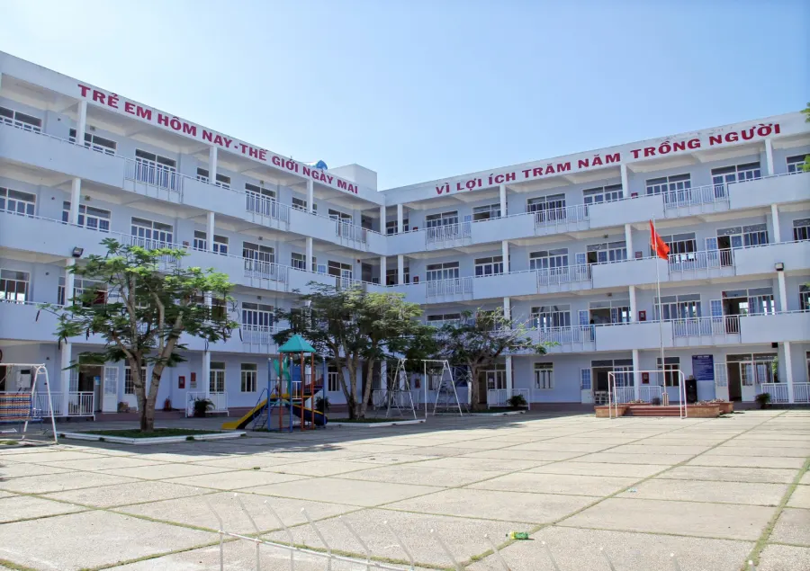 Trường Tiểu Học, Mầm Non Phù Đổng