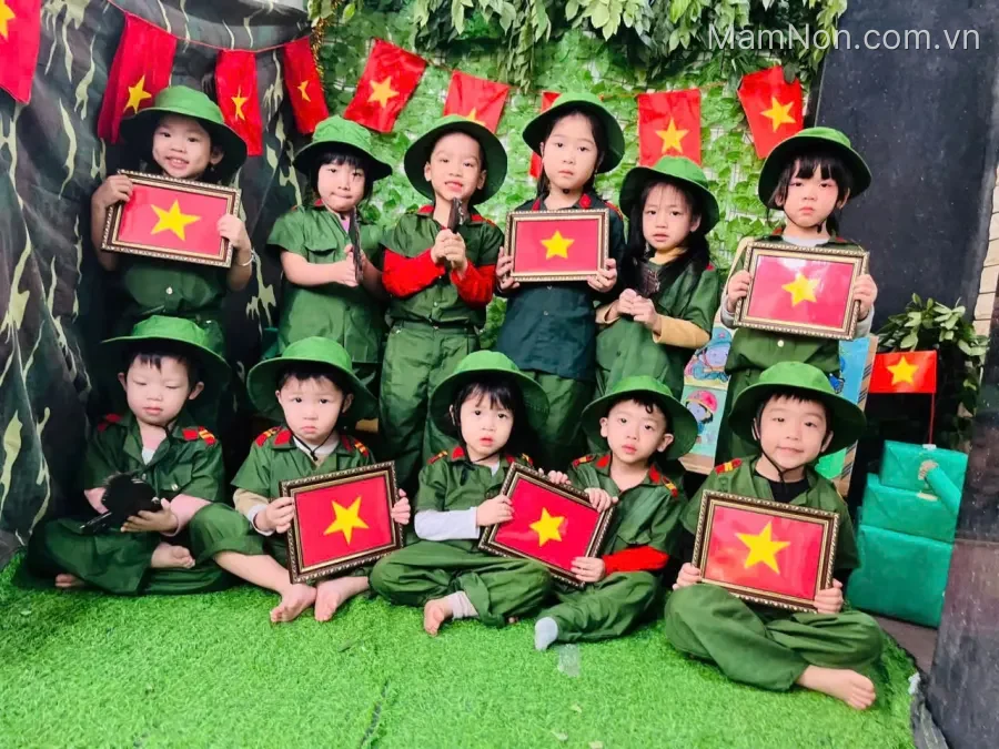 Mầm Non Song ngữ Mặt Trời Đỏ