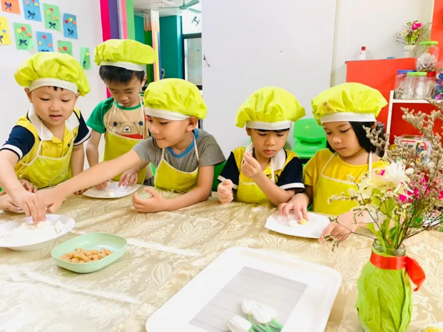 Trường mầm non Bút Chì Màu - Crayonkid school - KĐT Đặng Xá