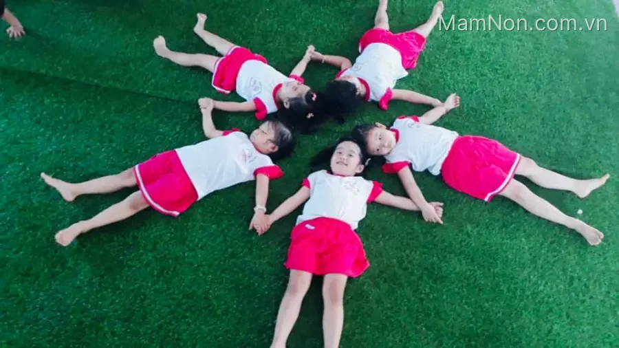Trường mầm non Huệ Trắng