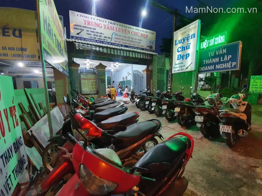 Trung tâm Luyện Chữ Đẹp Phạm Quỳnh