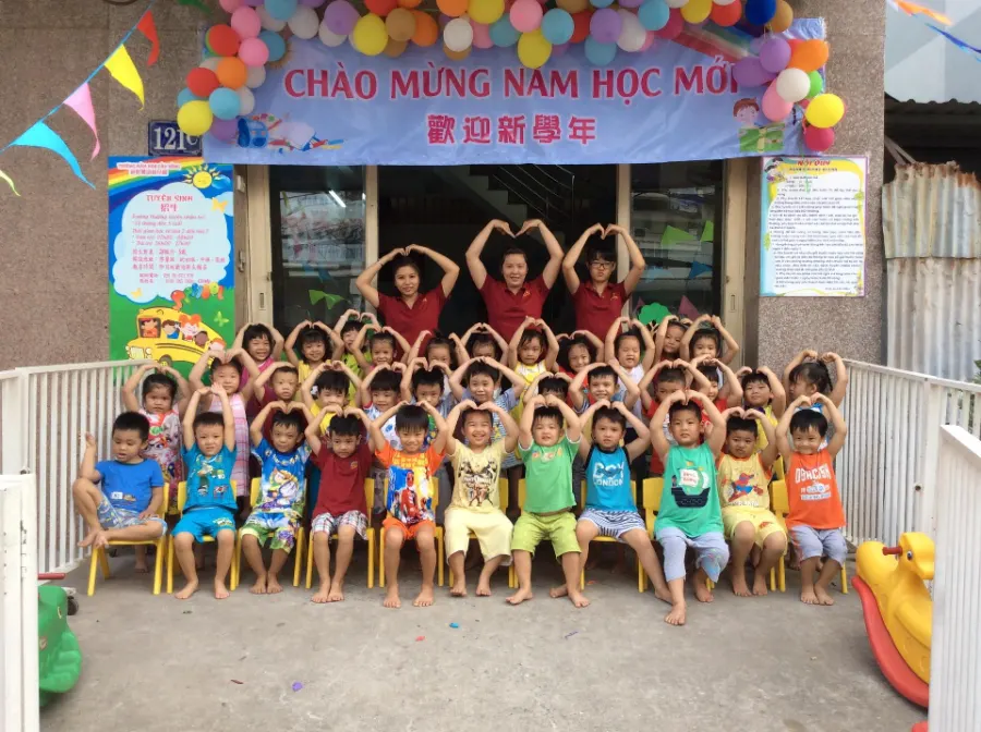Trường mầm non Cầu Vồng - 彩虹雙語幼稚園 - Phạm Phú Thứ Quận 6