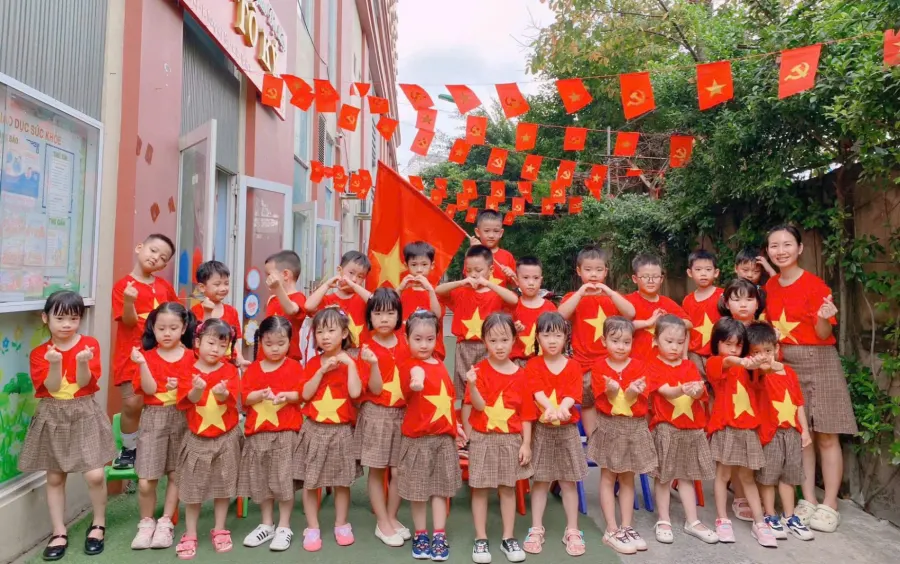 Mầm Non Tô Ký
