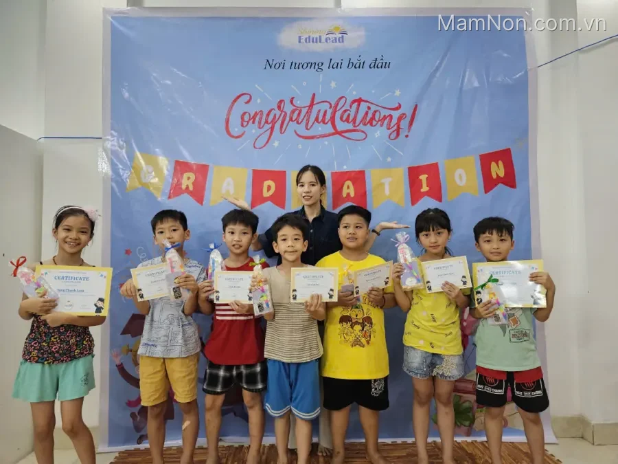 Câu lạc bộ Giáo dục Shining EduLead
