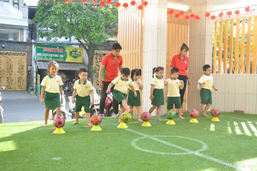 Mầm Non Nâu Nâu (Nau Nau Academy Kindergarten)