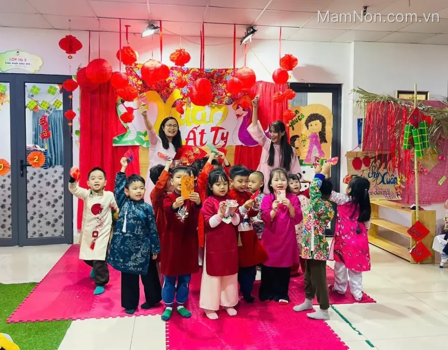 Mầm Non IQ Montessori PreSchool