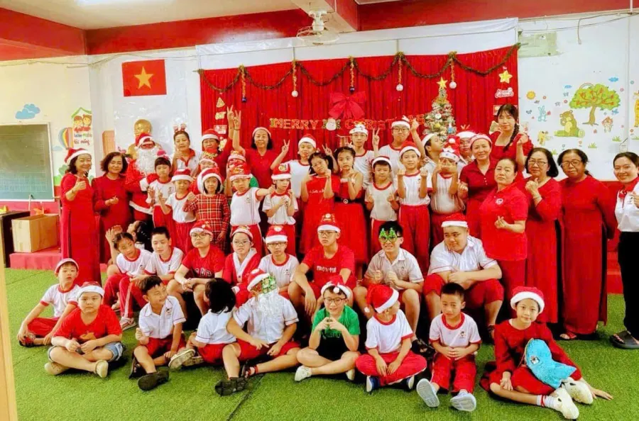 TRƯỜNG TIỂU HỌC VIỆT MỸ ÚC