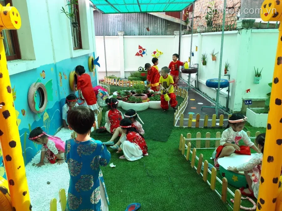 Trường mầm non Hoa Mai