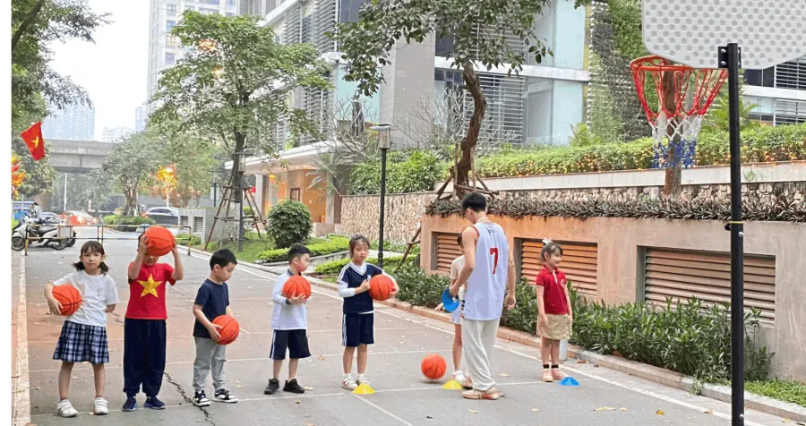 Lớp Bóng Rổ Học Sinh DT Elite