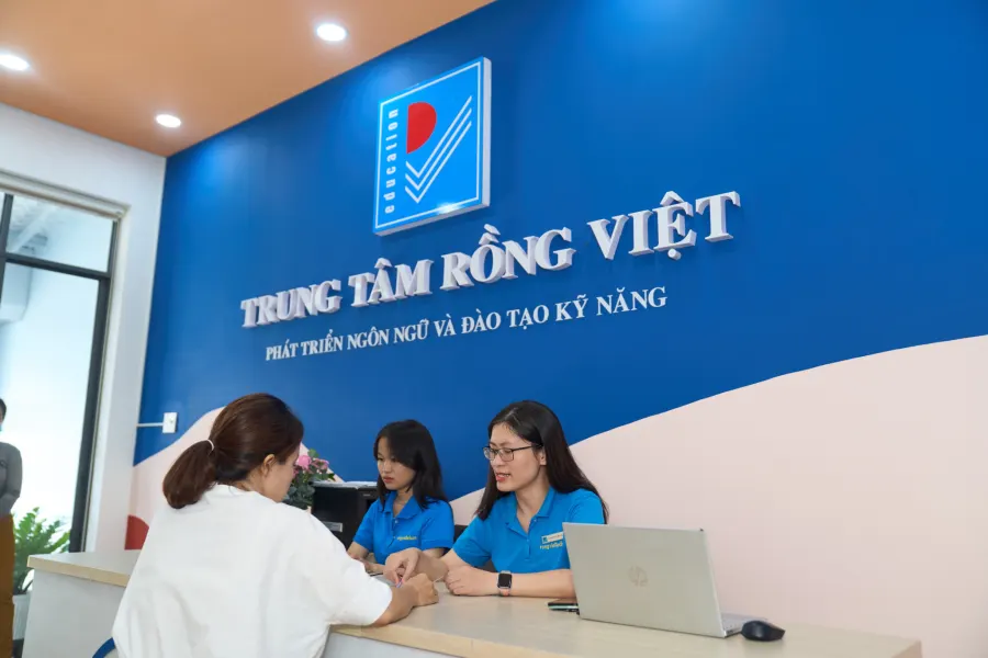 Trung Tâm Rồng Việt