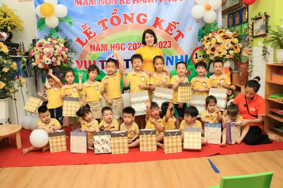Mầm Non Bé Hạnh Phúc Happy Kids