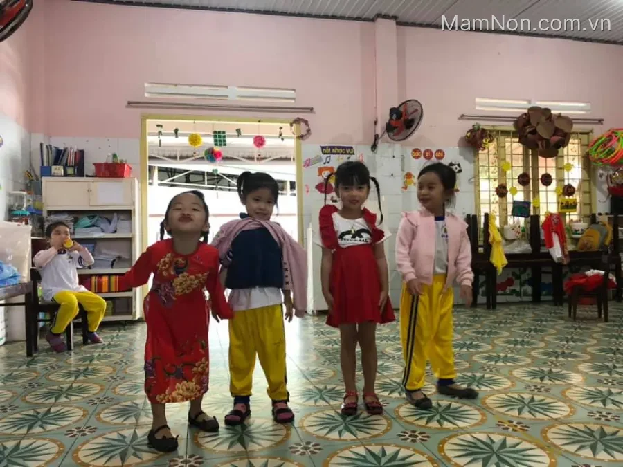 Trường mầm non Hoa Cúc