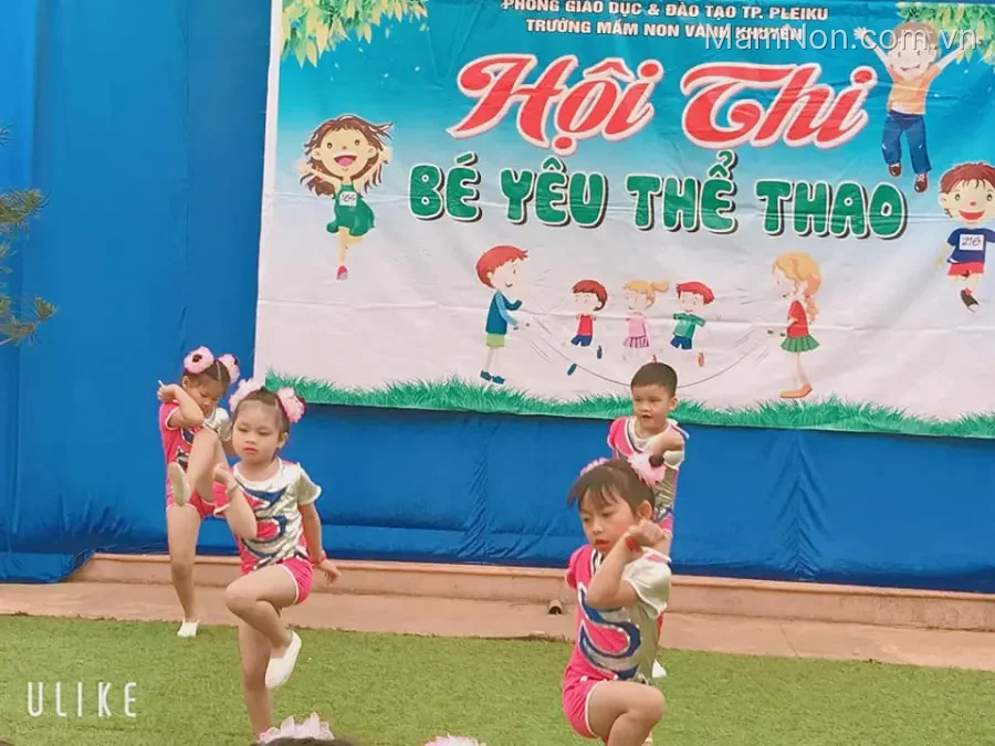 Trường mầm non Vành Khuyên