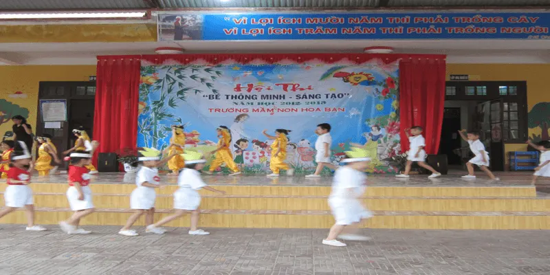 Trường mầm non Hoa Ban