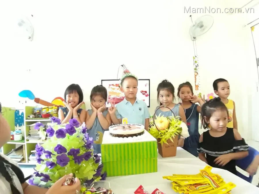 Trường mầm non Việt Mỹ