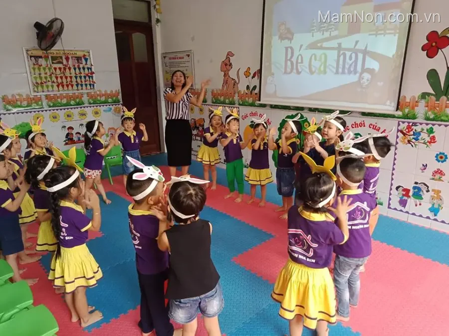Trường mầm non Hoa Sen