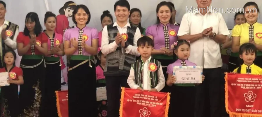 Trường mầm non Hoa Lan