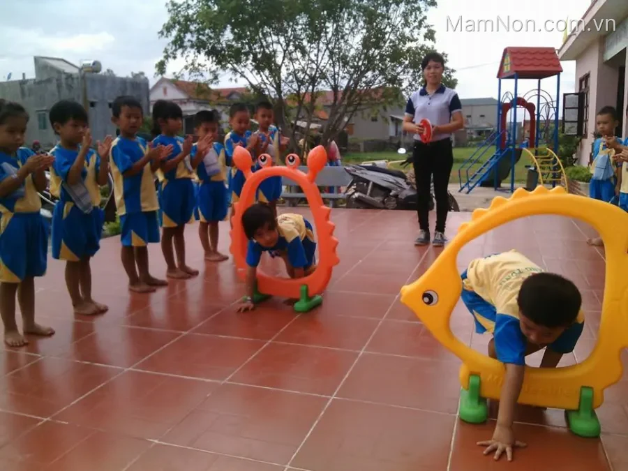 Trường mầm non Quảng Tùng