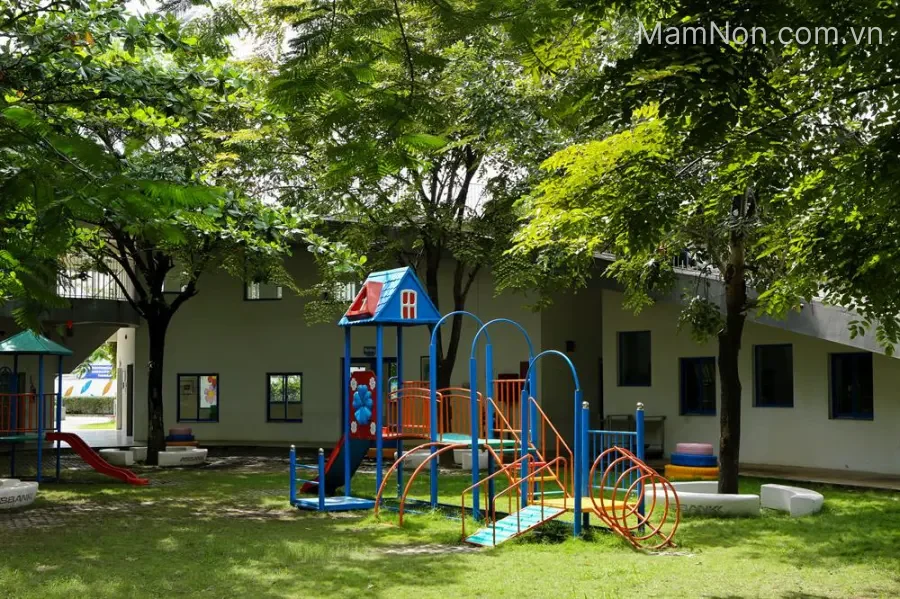 Trường mẫu giáo Những Bông Hoa Nhỏ