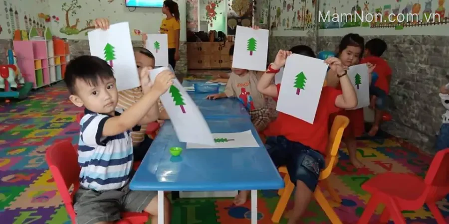 Nhóm trẻ Ngôi Sao Nhỏ