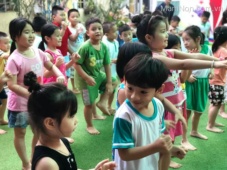 Nhóm trẻ Nghé Ngọ