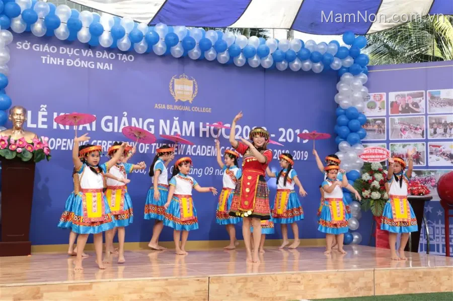 Trường tiểu học, THCS, THPT Á Châu