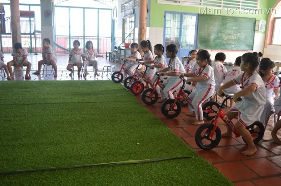 Trường mầm non - tiểu học Hạnh Phước
