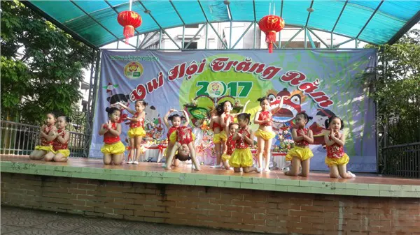 Trường mầm non tuổi hoa