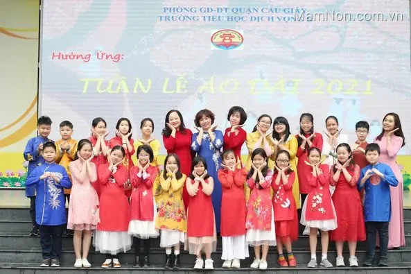Trường tiểu học Dịch Vọng B